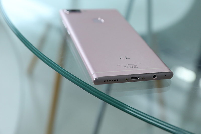 EL K20 - exquisite ultra slim all metal full screen smartphone